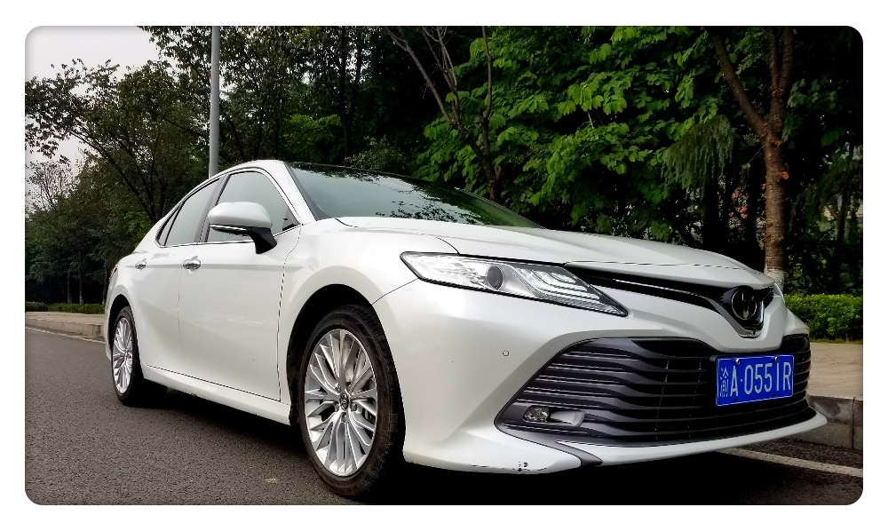 丰田式“运动”试驾八代凯美瑞