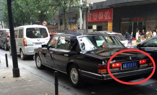 远处看上去还以为是一辆桑塔纳，近看才知道自己根本买不起！