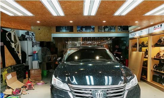 皇冠前后声场改装法国BLAM汽车音响 焕发出音乐新能量