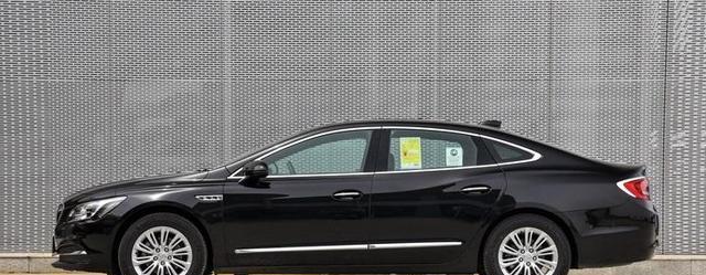 迈腾笑它油老虎，新款却一箱油2600里，销量火到大众眉头紧锁