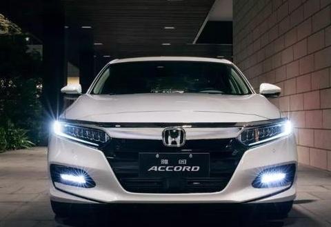 新本田雅阁4月16号上市，外观时尚轴距加长，标配1.5T发动机