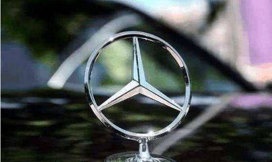 奔驰为何还有立标和大标之分?