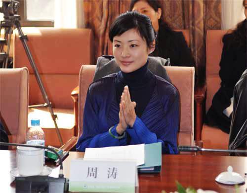 50岁周涛的素颜照, 男人看了都开始怀疑人生, 网友: 美到让人窒息