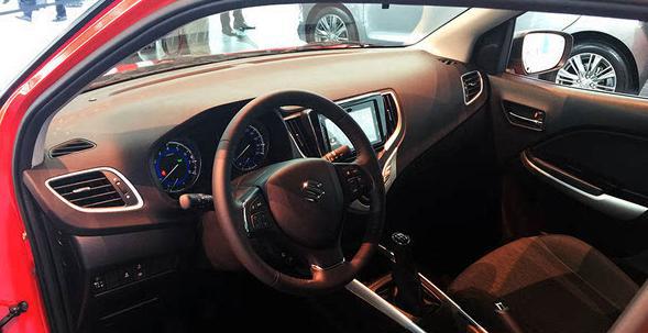 这车将在国内上市，最适合家用的掀背车，超省油！飞度、致炫都怕