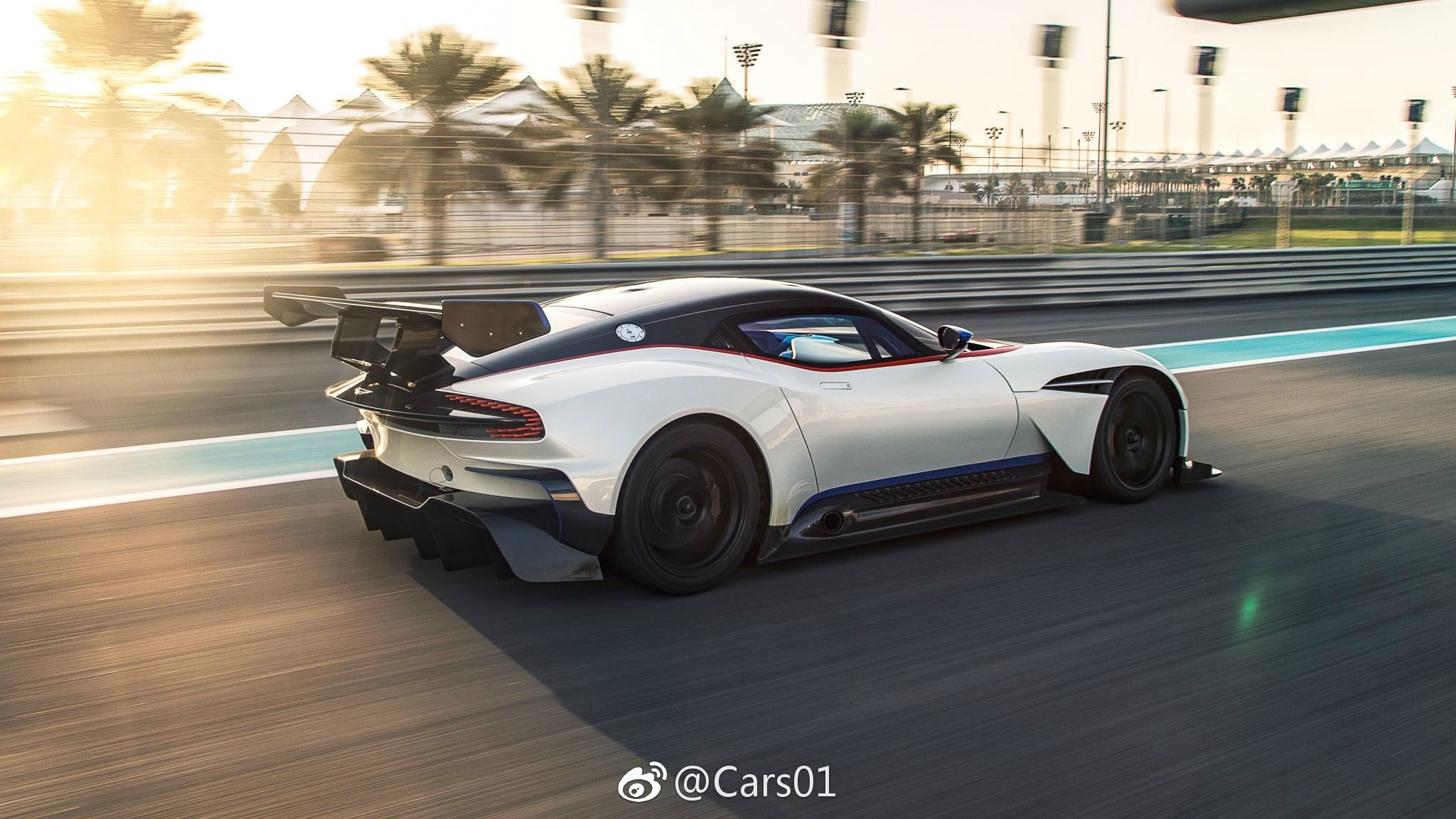 阿斯顿·马丁Vulcan赛道秀, “火神” 真得帅炸了!