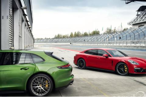 热爱速度的少年，谁的心中没有过一部保时捷呢？