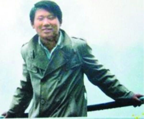 郭德纲自爆曾是洛桑好友,喝酒就凉水不吃菜,车