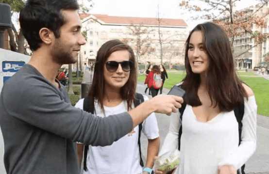 英国美女到中国留学,回国后不适应,感叹:还是中