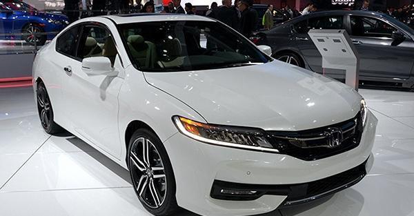 不需排队加价买思域，新款本田高颜值轿车，量产预售12万！