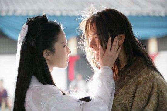 神雕中小龙女为何会被玷污？真正的原因说出，其实并不简单！