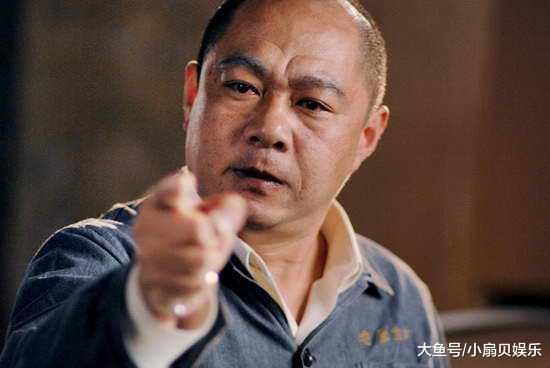 他演技不输张丰毅, 是郑卫莉的第一任丈夫, 如今却淡出荧幕被遗忘