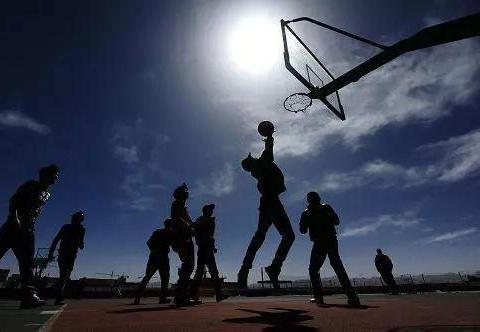 看起来很运动，其实这些车都是样子货