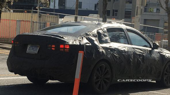 日产新天籁出炉，外观小改，配置增加，欢迎吗？