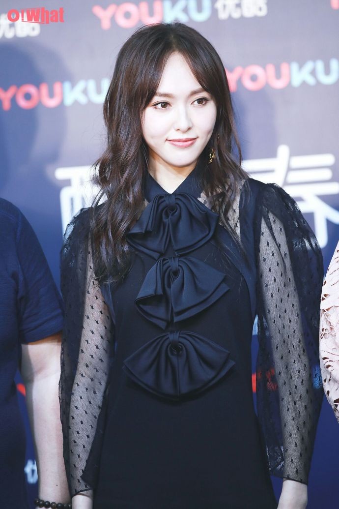 唐嫣参加优酷春集活动出席《归去来》发布会,