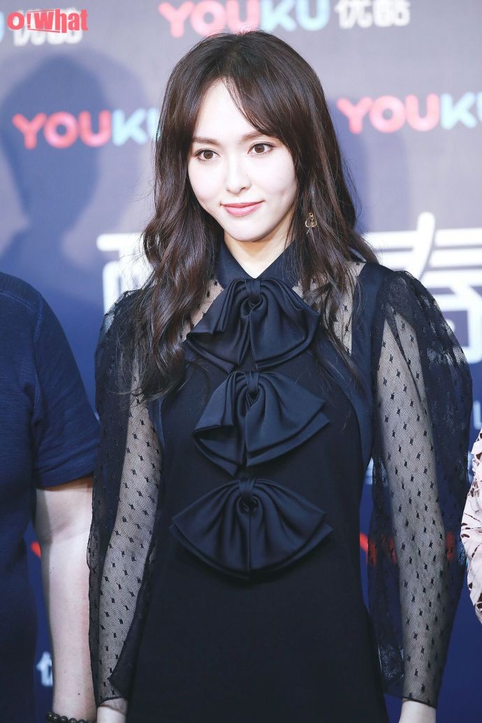 唐嫣参加优酷春集活动出席《归去来》发布会,