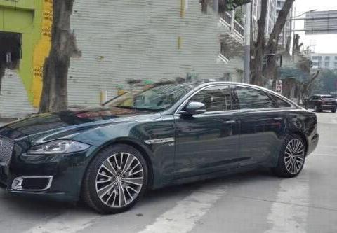 又一豪车扛不住了，明明比宝马7系大气，一口气降34万却没人买