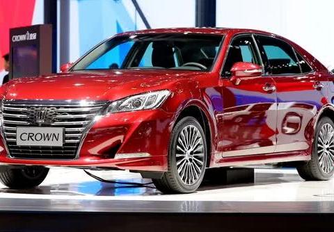 全新一代皇冠怎么样，这位车友给出了最真实的评价