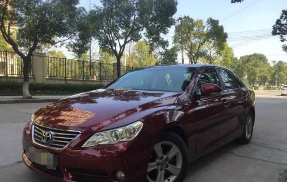 24万买的丰田锐志，6年9万公里想转手，究竟多少合适？