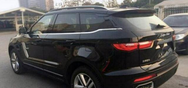 这一台众泰T700外观太酷, 内饰舒服, 配置够高