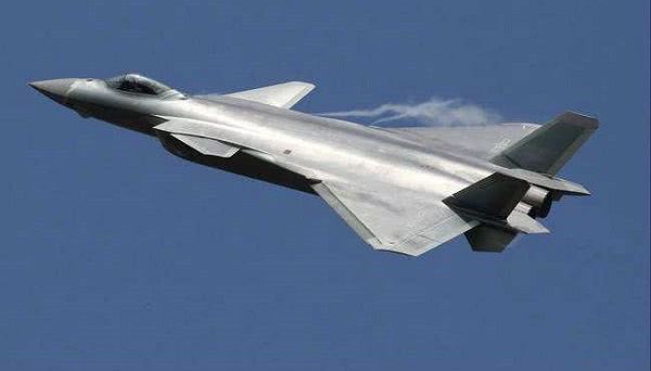 展望海军002型航母 排水量超7万吨的超级航母