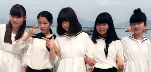 sunshine组合素颜上《创造101》与其他女选手