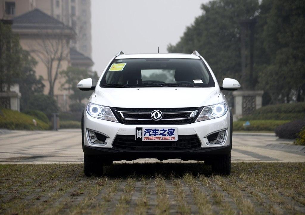 东风风神AX3更年轻富有朝气 符合年轻人