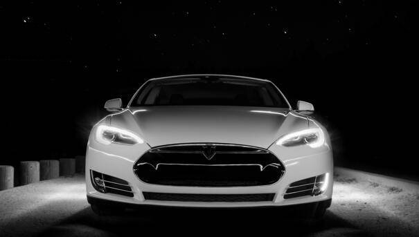 壕无人性，迪拜购入200辆特斯拉竟是当出租车用!