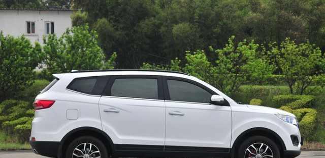 这款SUV只卖5万多, 配置齐全, 既实用又有面子!