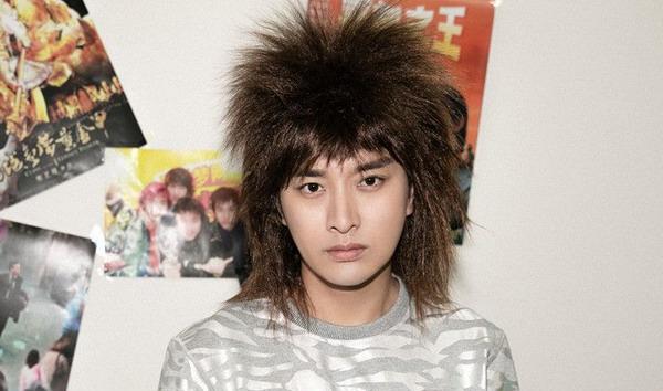 贾乃亮开着上亿豪车，却留不住爱嘻哈的李小璐？好车都白瞎了……