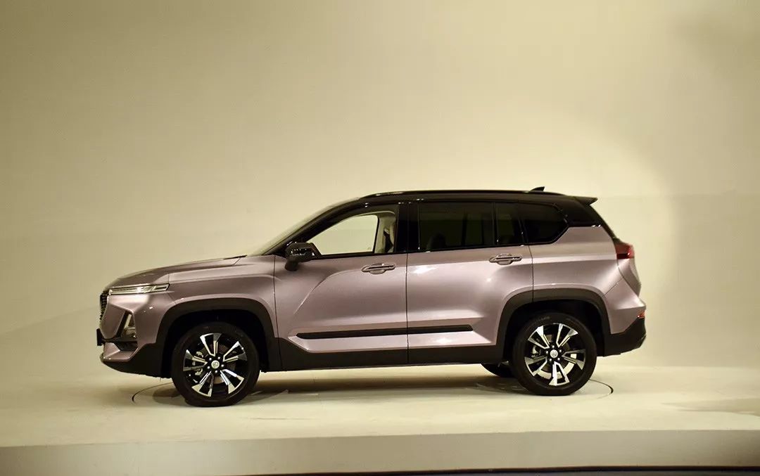 深入了解,五菱宝骏最豪华旗舰车型真不是老酒