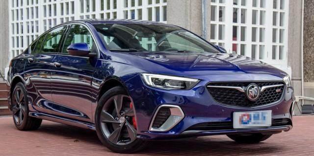 这款车月销5800台，油耗4毛，是雅阁、帕萨特、天籁的最强对手！