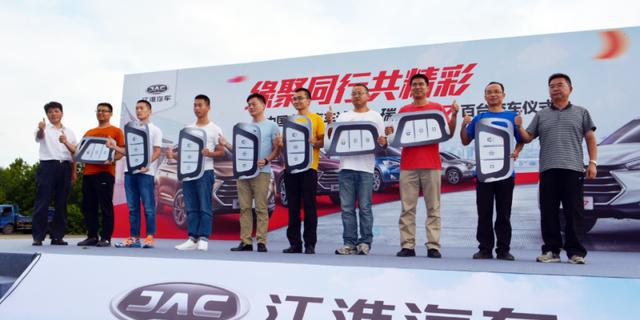 这SUV尺寸媲美汉兰达，价格和GS4差不多，行驶质感堪比CR-V