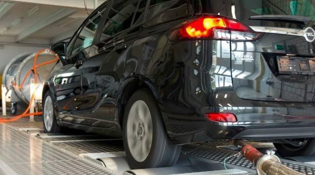 你爱车油耗高吗？不以车型、车重、排量来衡量油耗标准就是耍流氓