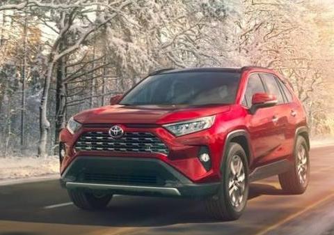 是帅到极致 还是丑出新高度 外观更硬朗的全新丰田RAV4你怎么看?