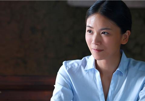 《海边女人》电视剧频道周五开播,看曹曦文巩峥唐曾如何勤劳追梦