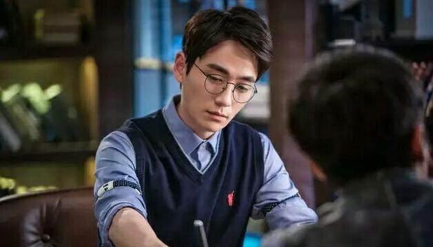 那些靠眼技走红的明星,朱一龙上榜,最后一位