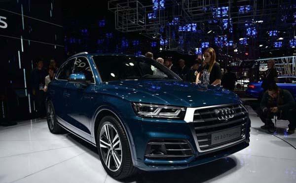 新一代奥迪Q5, 轴距加长, 空气悬挂2.0T, 四驱双离合