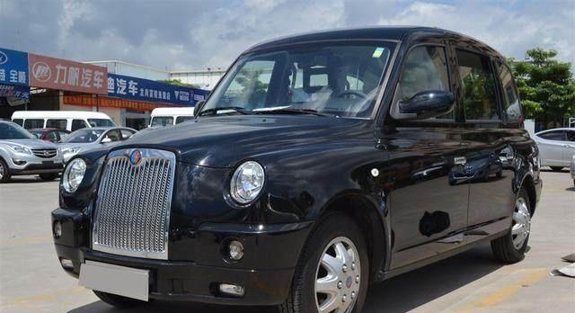 自主品牌最奇葩的车型, 没有副驾驶, 售价高达25万, 竟还能卖出去