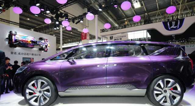 雷诺最美MPV来了, 外观时尚动感完胜奥德赛, 空间不输GL8!