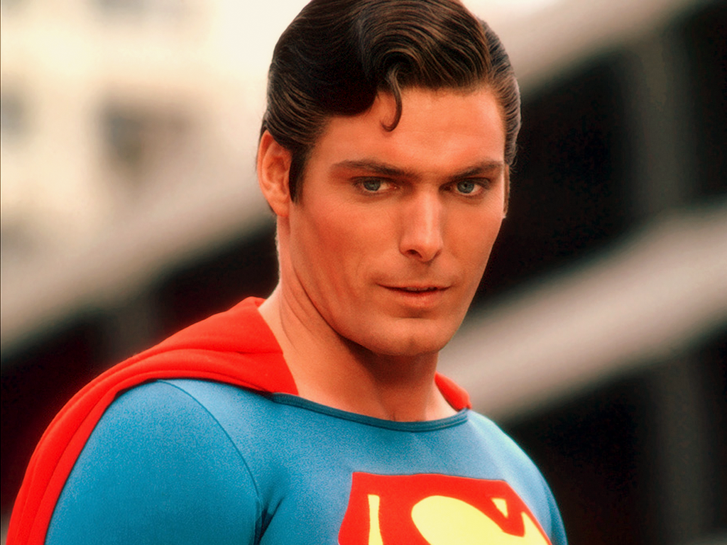 九位饰演过超人克拉克肯特的演员,你最喜欢谁饰演的超人?