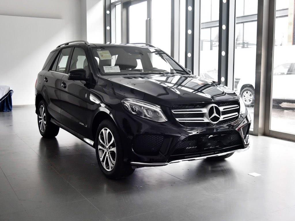 买Q7心凉一半！奔驰新车外观比卡宴漂亮，配2.2T9AT，71万起！