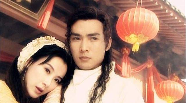 百晓生作兵器谱小李飞刀排名第三，第一名是天机老人的神器