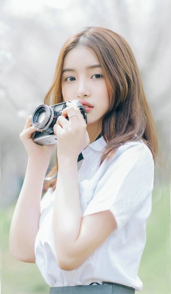 校园里清眉目秀爱摄影美女清新阳光甜美俏皮唯美写真集 @微