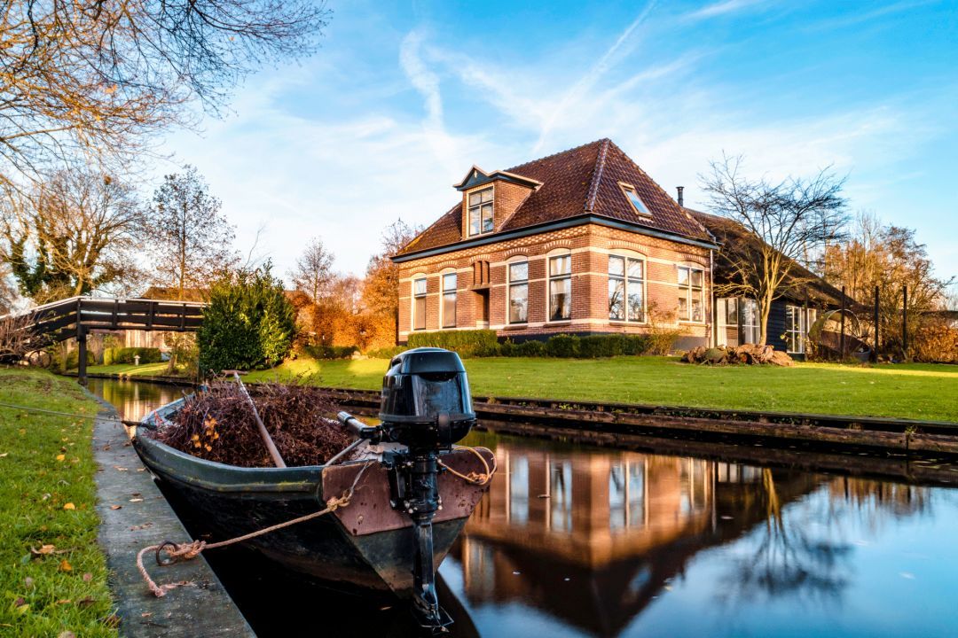 我们还在苦苦追寻慢节奏生活的小镇,却发现国外全是这样的地方