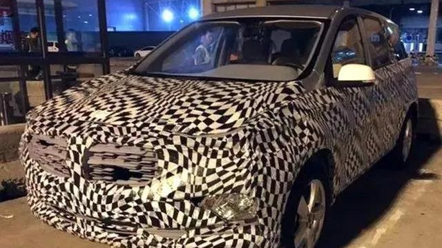 “宝马电子挡杆”+隐藏式门把手 全新“宝骏730”要逆天！