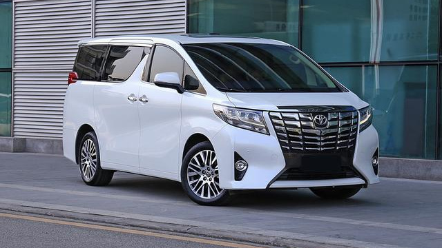 这3台伪豪车，加价还被抢着买！真的是人傻钱多？