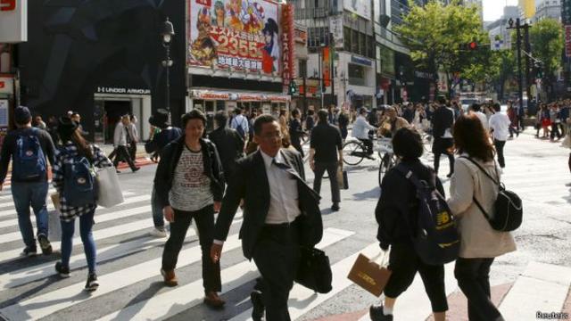 中国人像蝗虫一样,日本青年不满中国人到日本