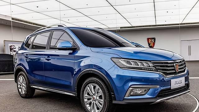 40岁的闷骚大BOSS想买车, 正好今天这车上市, 我就推荐给他