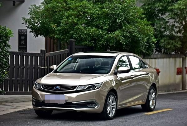 最实惠的沃尔沃家轿, 1.3T油耗6L, 碾压别克英朗, 仅售7万?