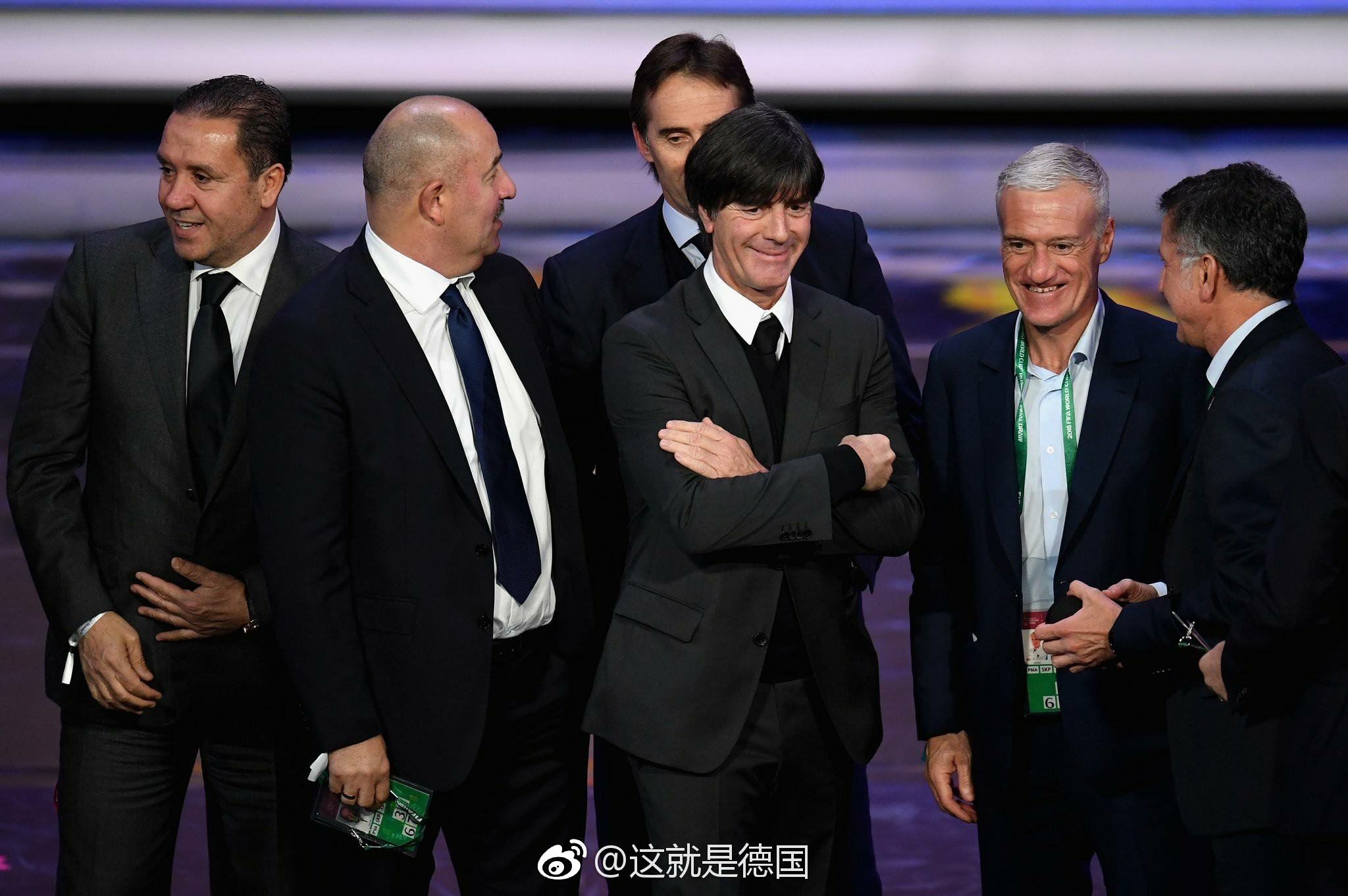 我记得上一届世界杯德国足球队就已经改名或